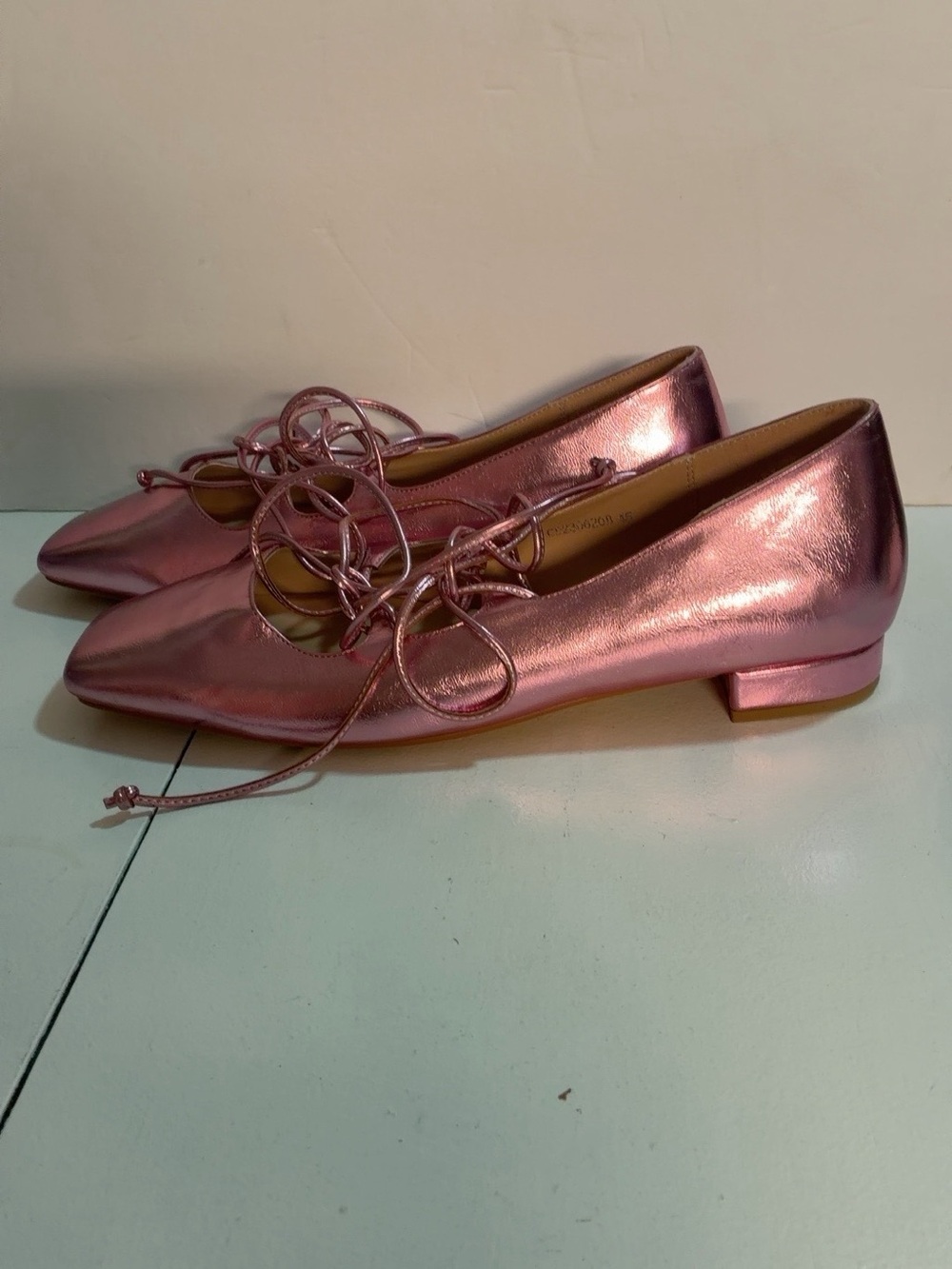 Metallic Pink Lace-Up Pointed-Toe Flats size 14